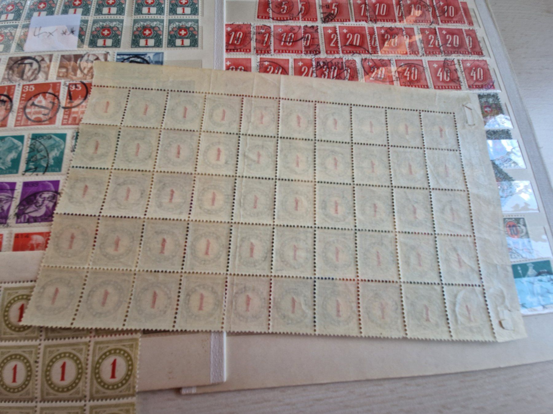 Tous les timbres: Ansammlung CH - Fundgrube, ab 1.- – D'occasion à Burgdorf par Glossy01 2