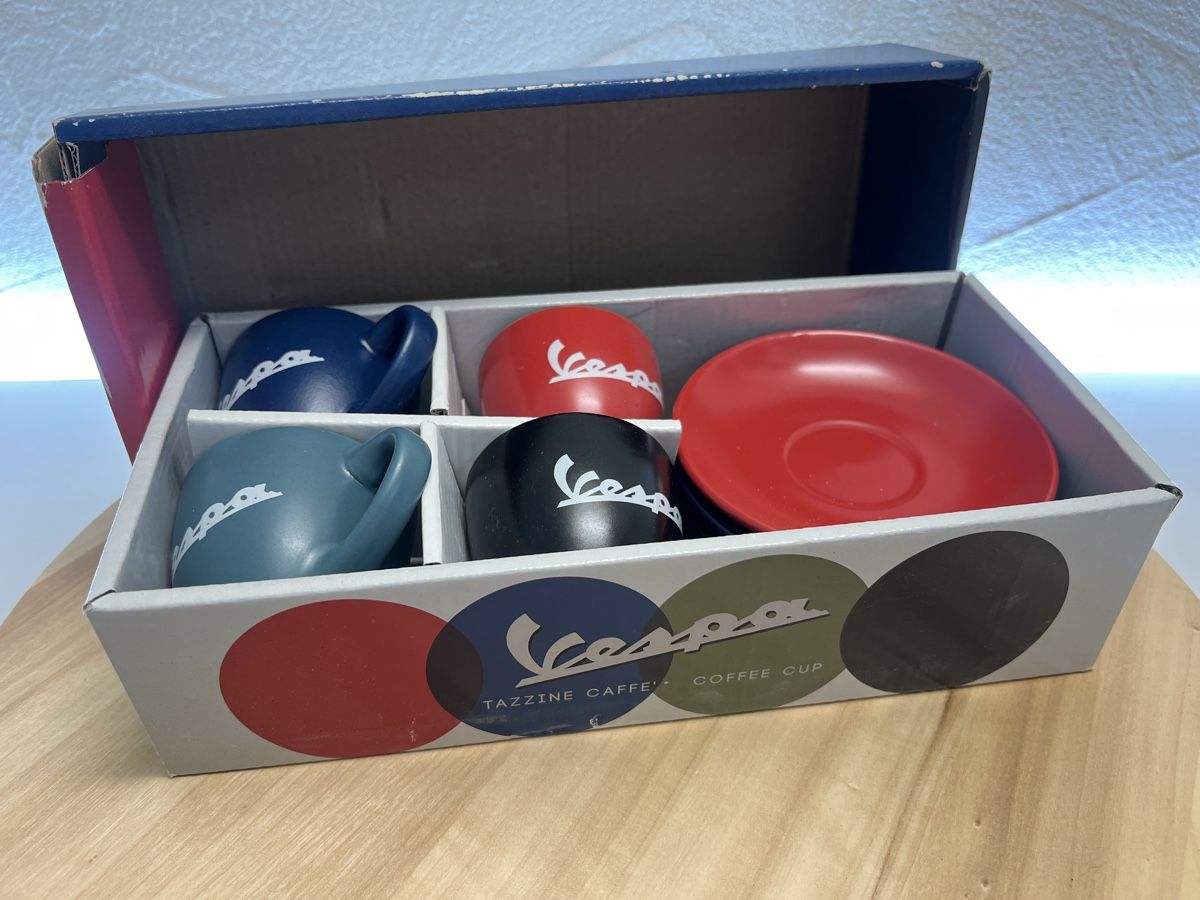 Tassen: Vespa Kaffeetassen Set "Coffee Cup"  – Gebraucht aus Rotkreuz von Migu2012 1
