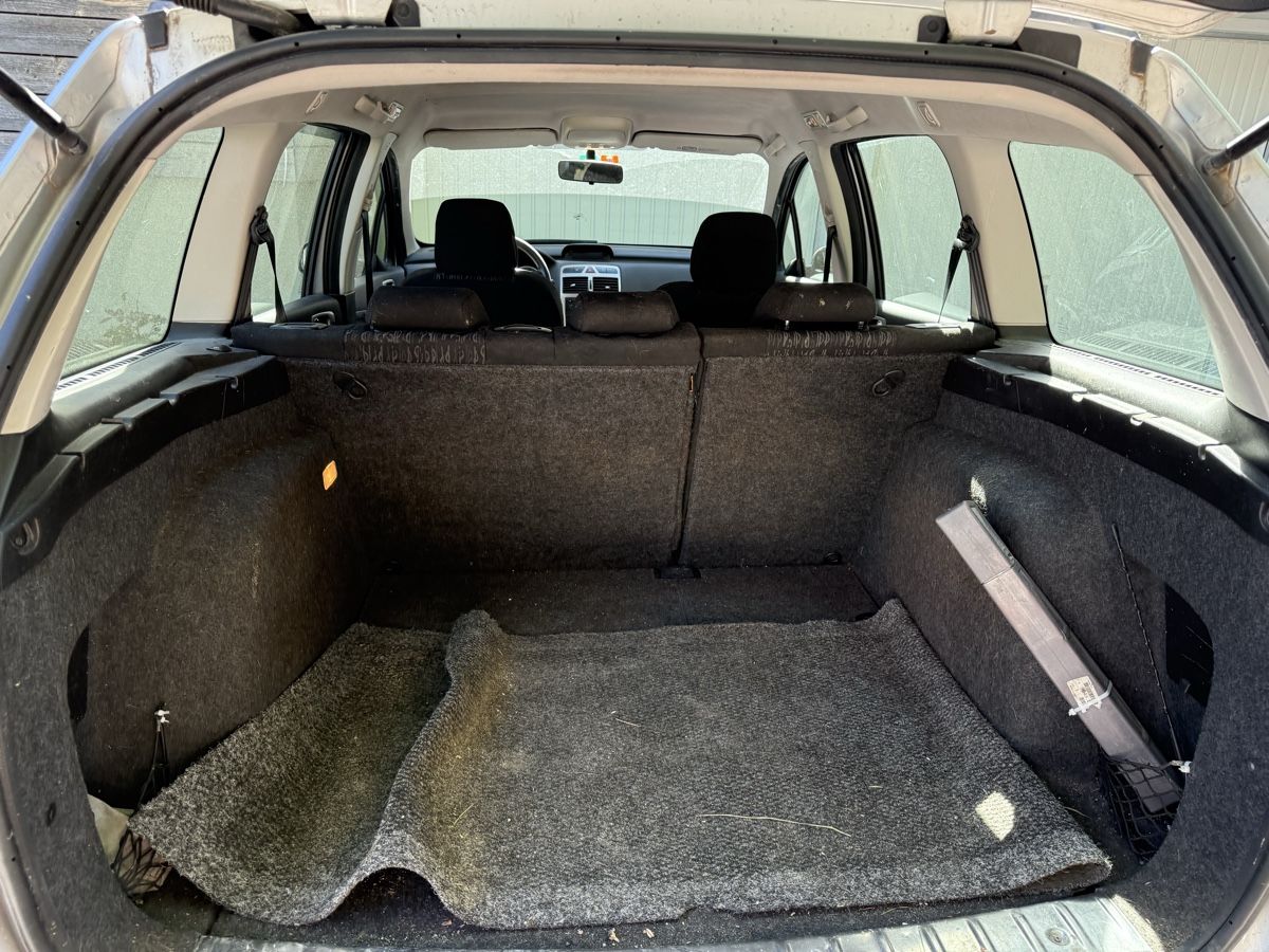 Peugeot Automobili: Peugeot 307 Break 2.0 I – Usato da Kaufdorf venduto da nadine_bufe 8