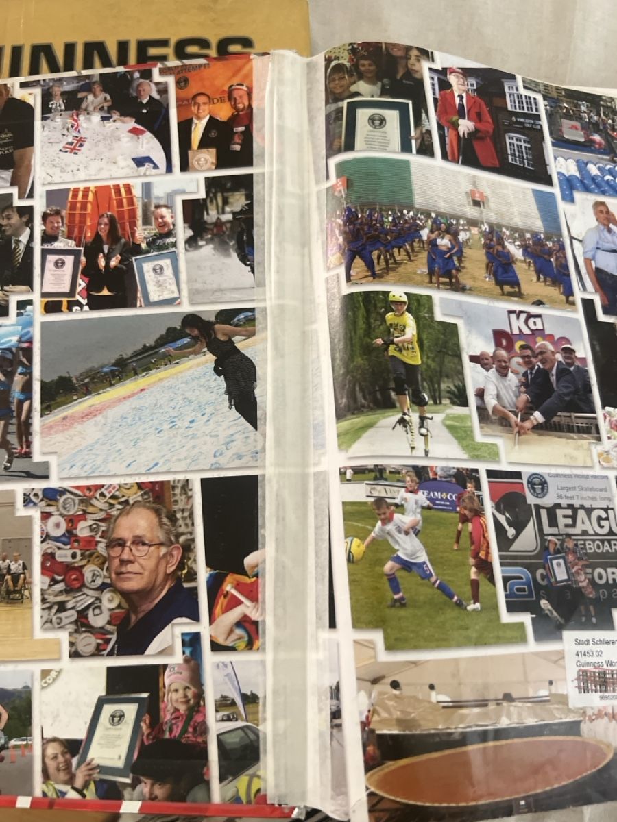Libri: Guinness World Records Bände 2005, 2008, 2014 – Usato da Schlieren venduto da SB_LO 2