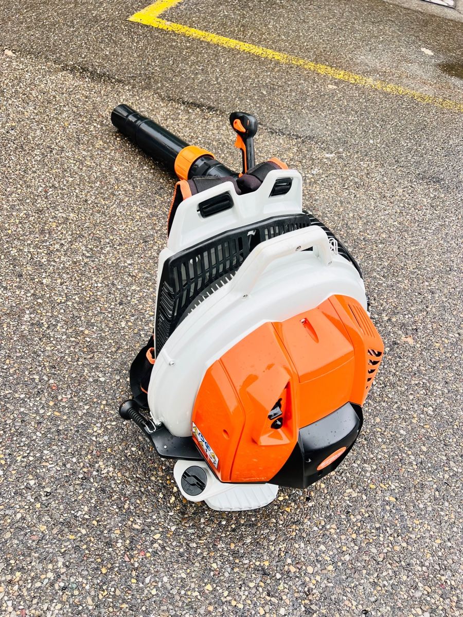 Stihl Aspirateurs & souffleurs à feuilles: Laubbläser Stihl Br 800 C – D'occasion à Urdorf par mas_5wfz 6