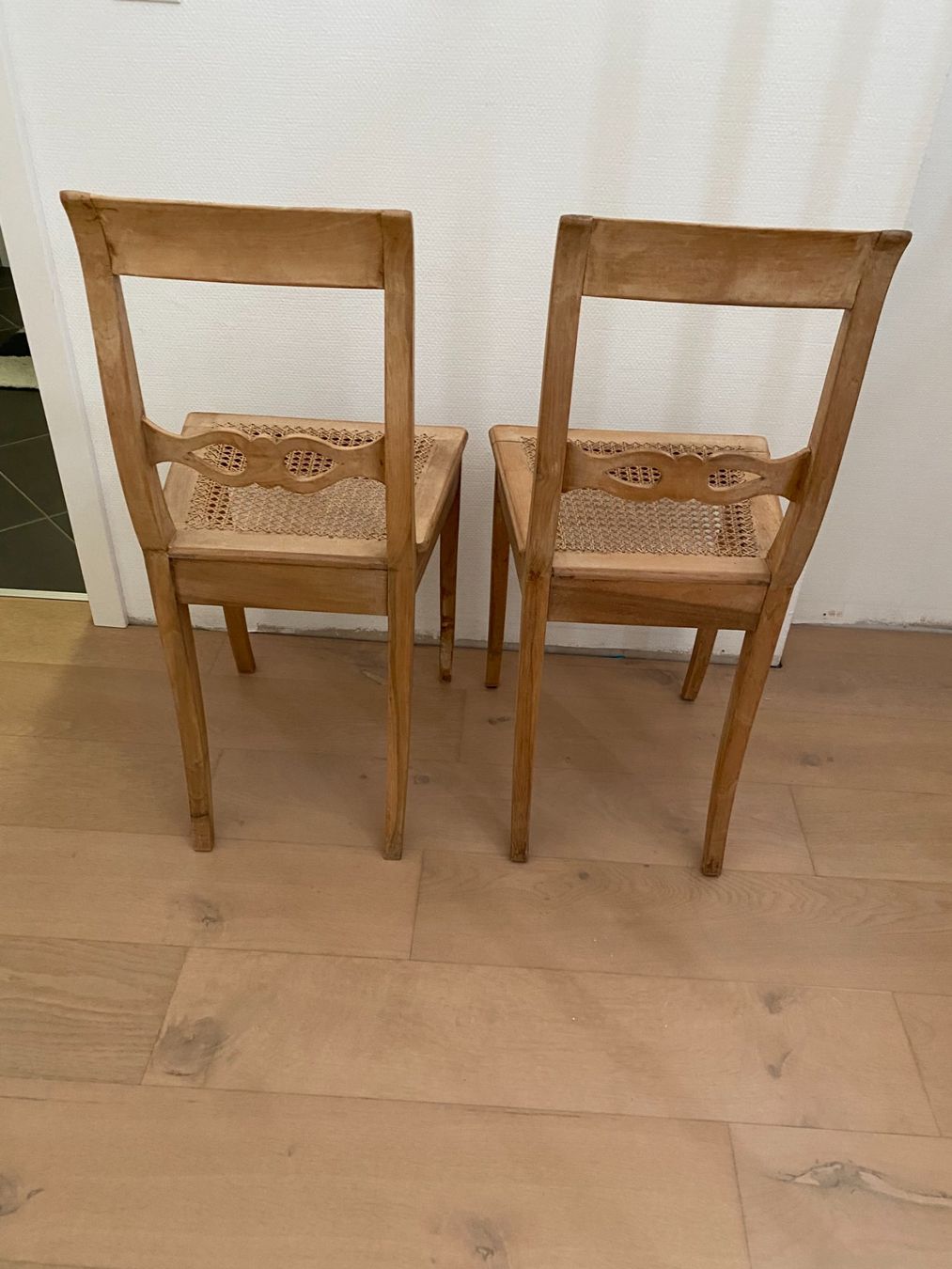 Sedie: 2 Holzstühle mit Geflecht – Usato da Unterterzen venduto da bac_287t 3