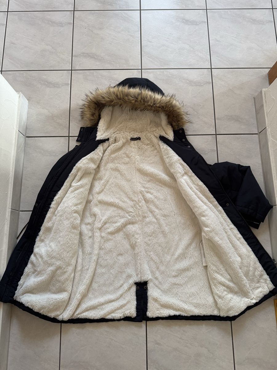 Stradivarius Jacken: Winterjacke – Neu (gemäss Beschreibung) aus Hergiswil NW von kaufe_bei_kaufmann 2