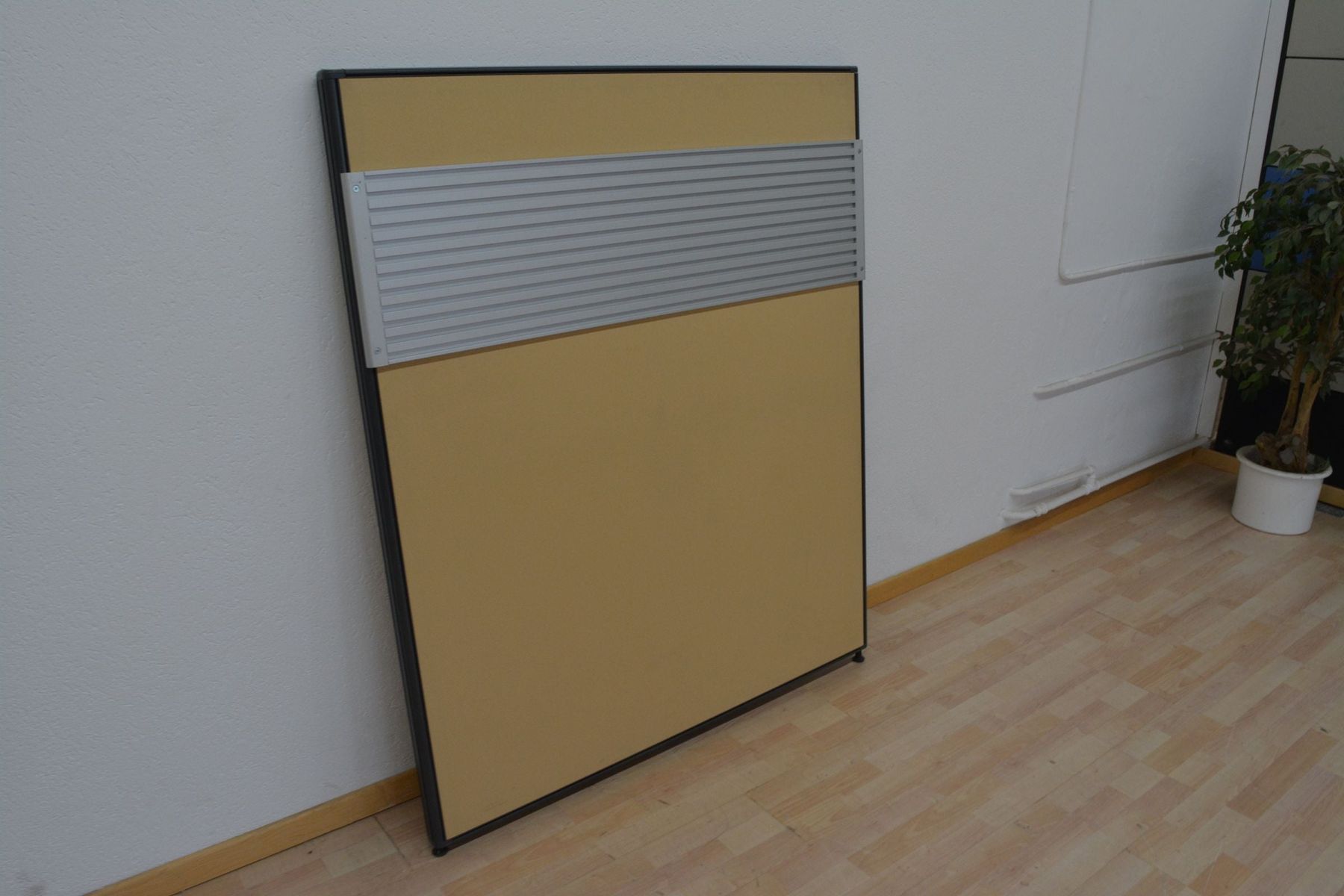 Paraventi: Steelcase Frontier Trennwand – Usato da Schönenwerd venduto da mcofficeshop 1