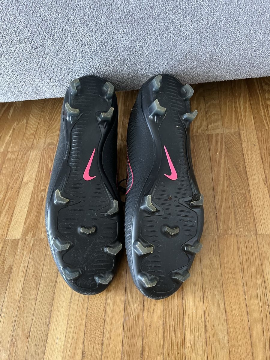 Nike Scarpe da uomo: Nike Fussballschuhe - Gr. 45 – Usato da Herzogenbuchsee venduto da Jana_1019 2