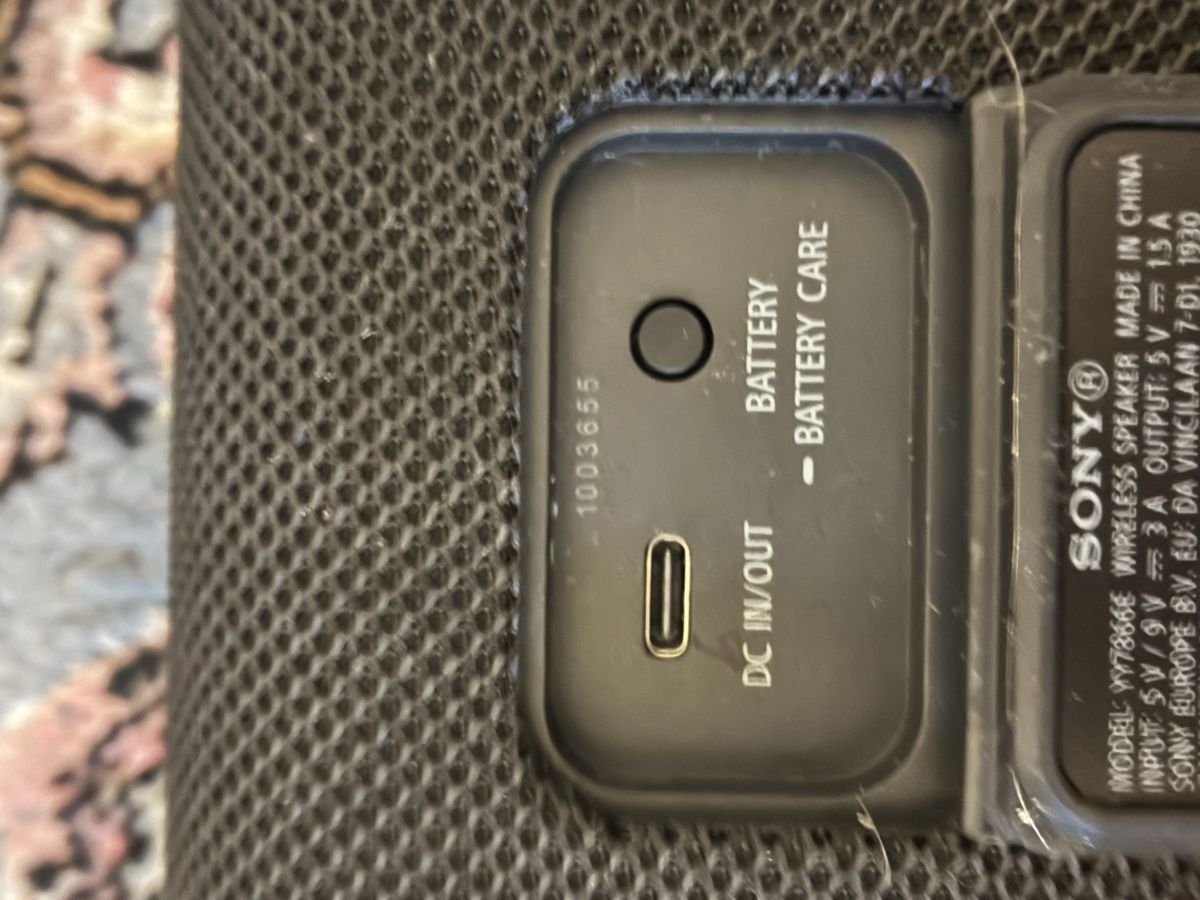 Sony Casse acustiche: Sony ULT Field 3 | Bluetooth Lautsprecher  – Usato da Tann venduto da Flowerfield 3