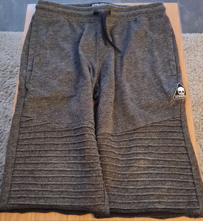 Shorts Junge Gr. 152 C&A