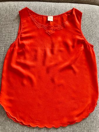 Des Petits Hauts ärmelloses Seidentop, Korallrot, Gr. S