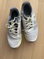 ON Cloud Damen Sportschuh,  Grösse 40.5 weiss-grau