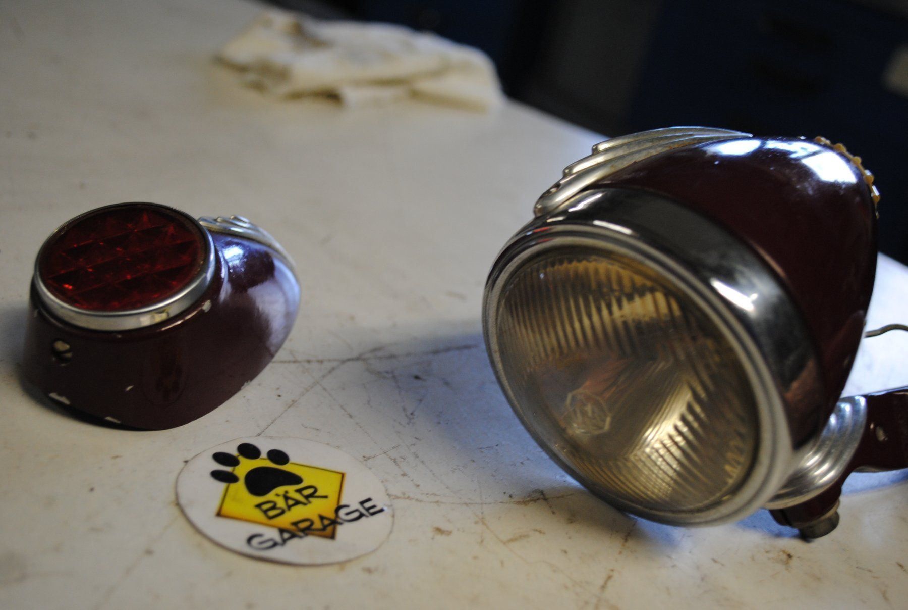 Pezzi di ricambio: Lampe Scheinwerfer Spezial Oldtimer Oldi Kunstwerk – Usato da Subingen venduto da Baergarage 3