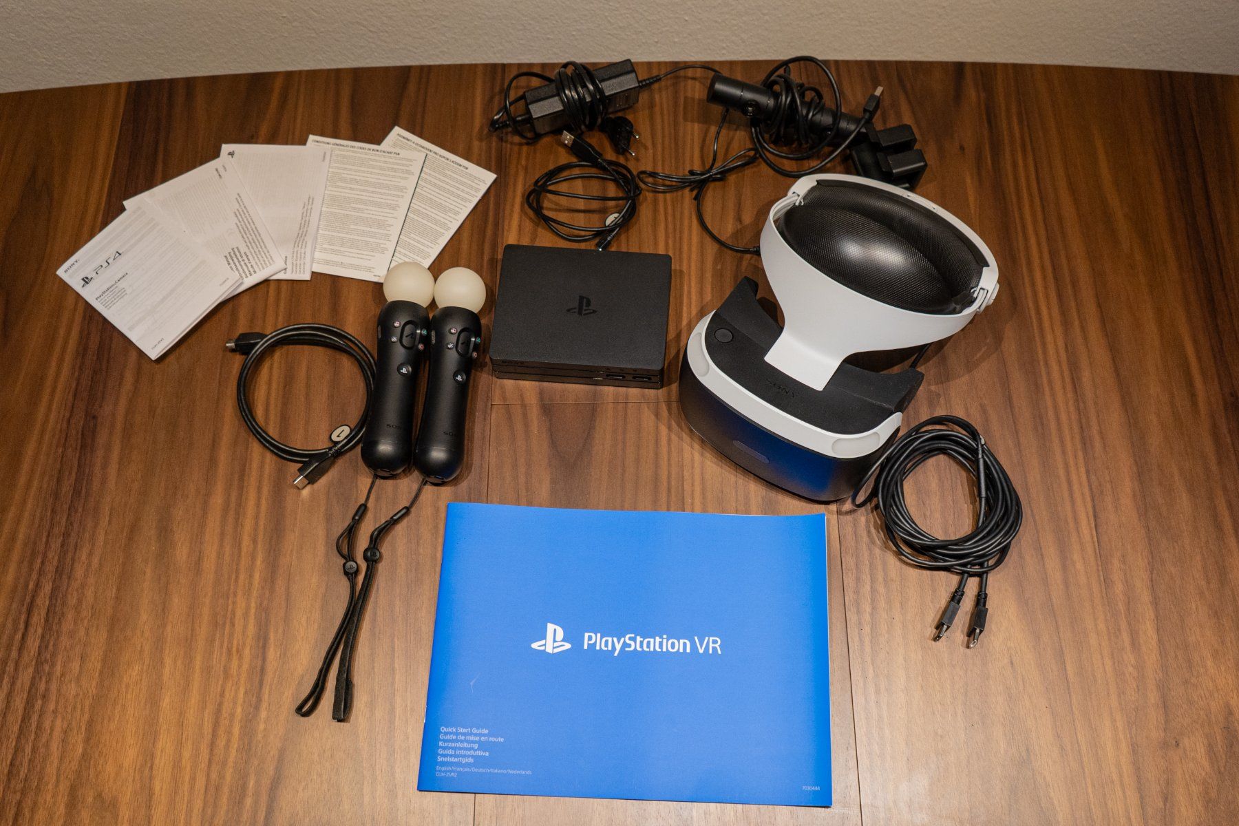 Sony VR Brille: Playstation VR-Set mit Originalverpackung – Gebraucht aus Bern von Rickmond 1