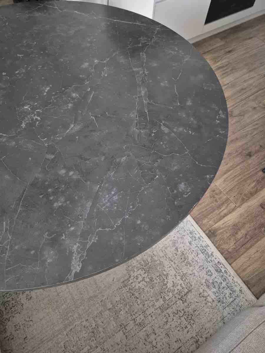 Tavoli: Round grey marble effect table top – Usato da Wallisellen venduto da rui_jtt7 1