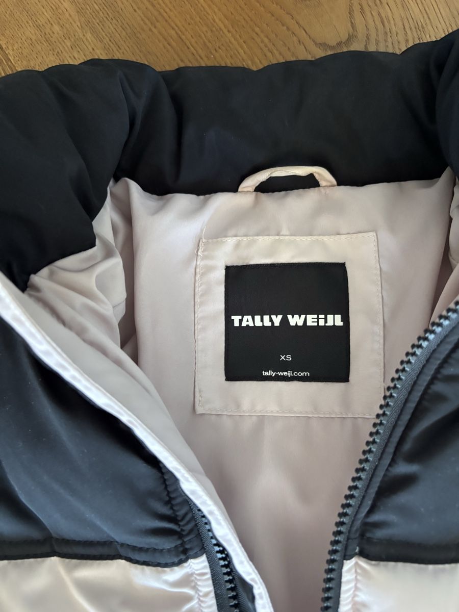 Tally Weijl Giacche: TW Daunenjacke – Usato da Seewen venduto da dvh05 2