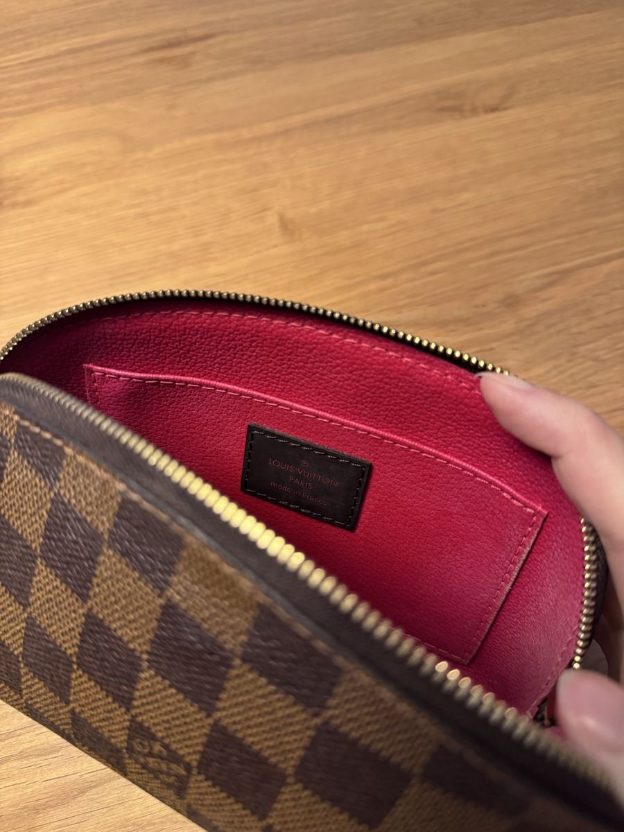 Louis Vuitton Custodie per cosmetici: Louis Vuitton Damier Ebene Cosmetic Pouch – Usato da Zollikerberg venduto da P4SH4 3