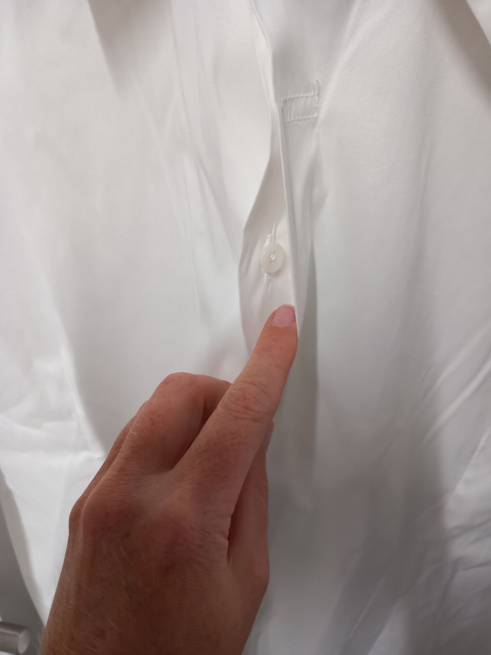 Nile Blusen: Klassische weisse Stretchbluse NILE Gr.L – Gebraucht aus Gwatt (Thun) von umwelt-brocki 3