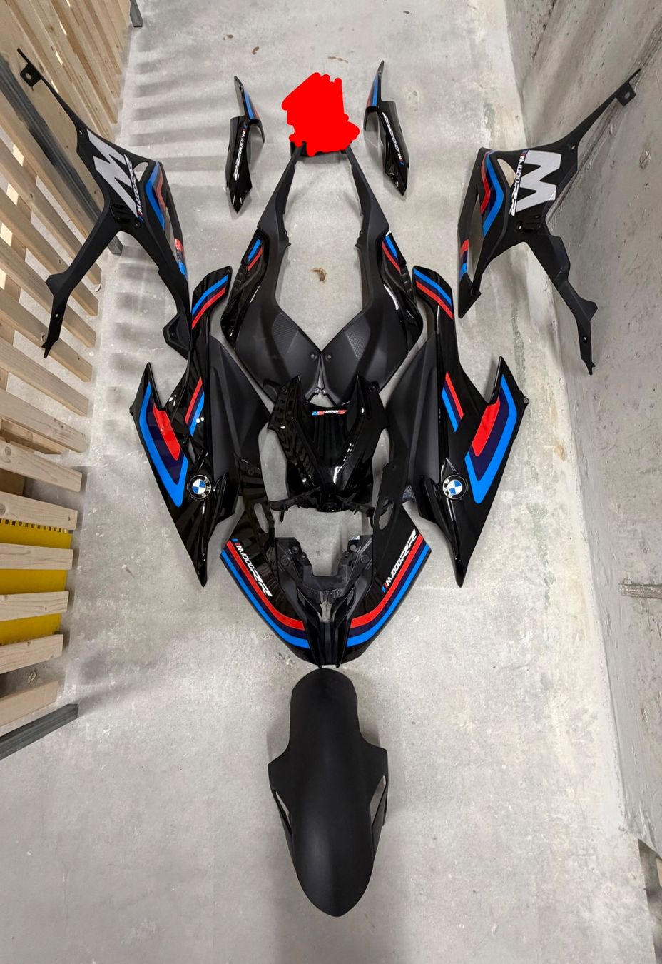 BMW Alle Motorradersatzteile: BMW S1000RR K67 Verkleidung – Gebraucht aus Reichenburg von tonyo01