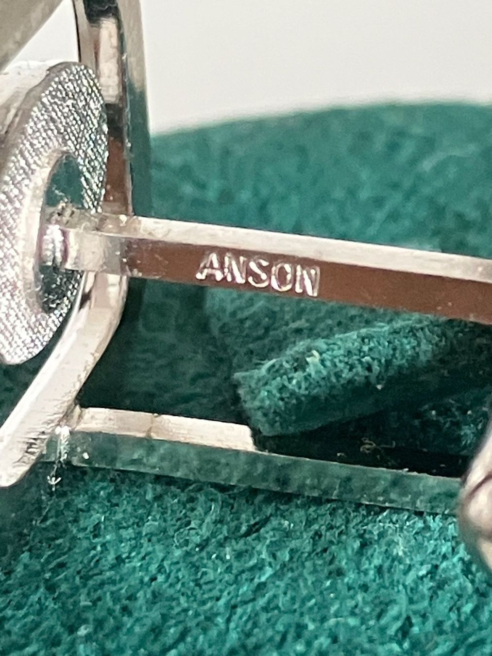 Manschettenknöpfe: Paire de boutons de manchette Anson avec onyx – Gebraucht aus Peseux von Chimon59 2