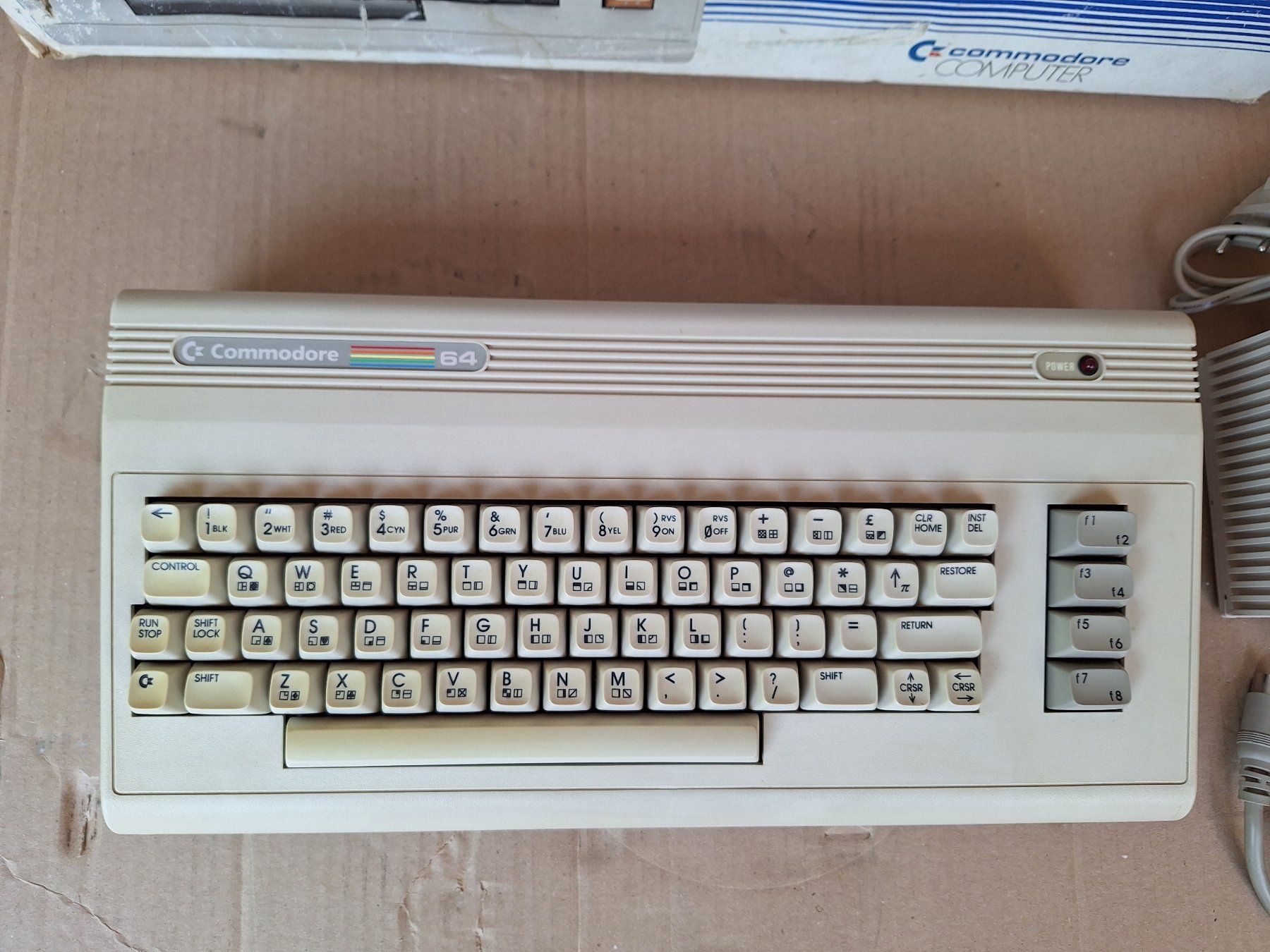 Commodore PCs: Commodore 64 – Defekt aus Madiswil von  1