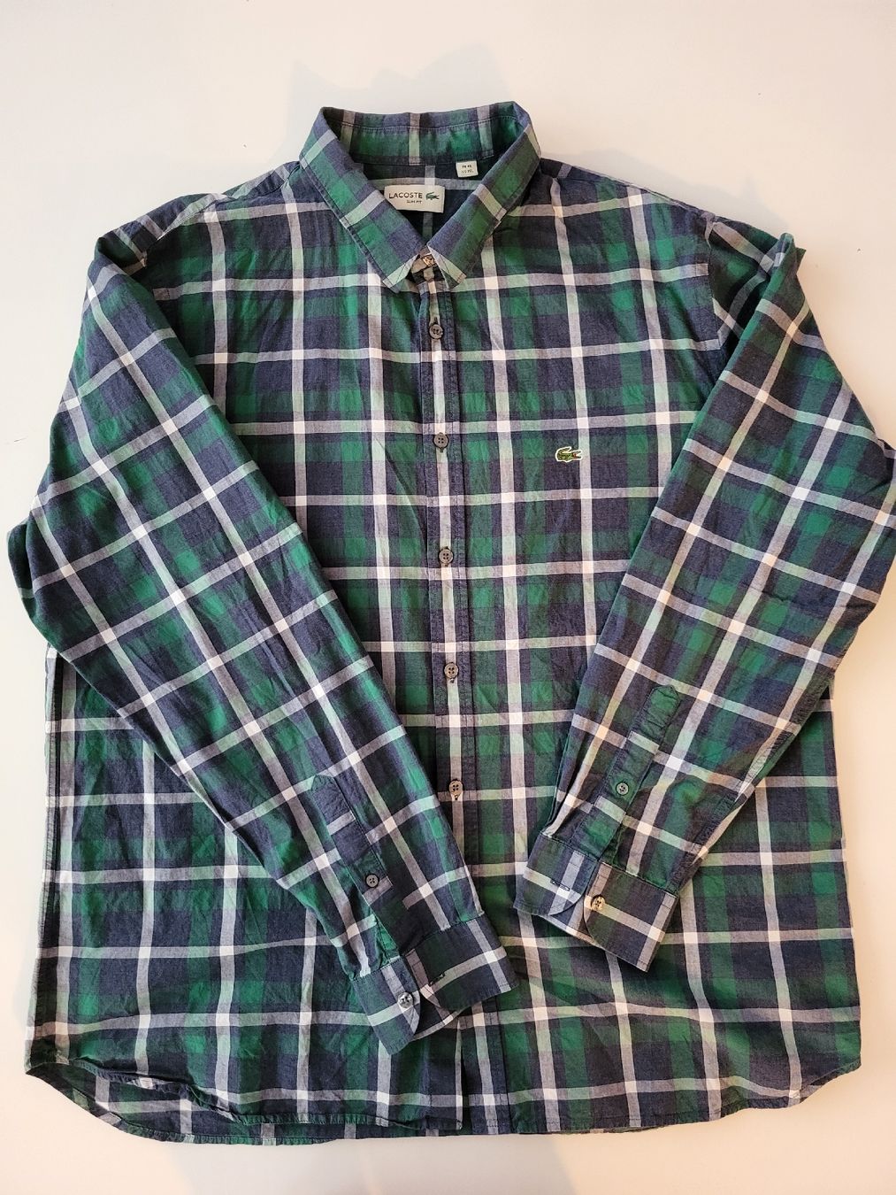 Lacoste Hemden: Lacoste Hemd – Gebraucht aus Basel von Ywana