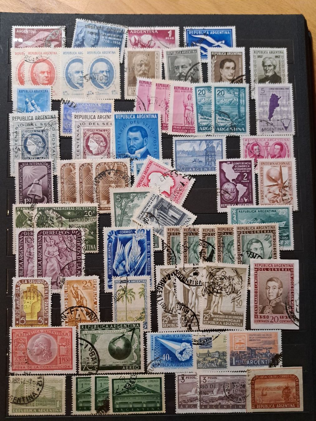 Tutti i francobolli: Lot Argentinien postfrisch und gestempelt – Nuovo (secondo la descrizione) da Unterägeri venduto da PhilatelieStudiger 7