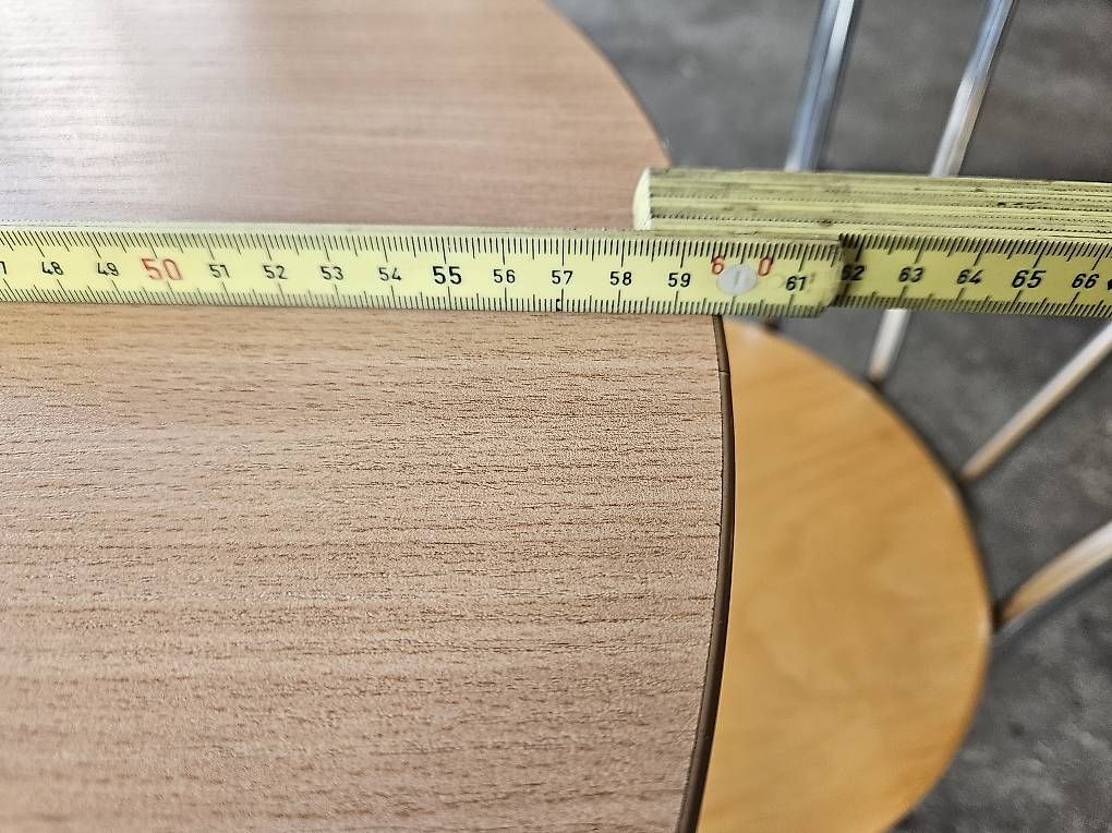 Set de table et chaises: Bistrotisch mit 2 Stühlen – D'occasion à Münsingen par astra76 1