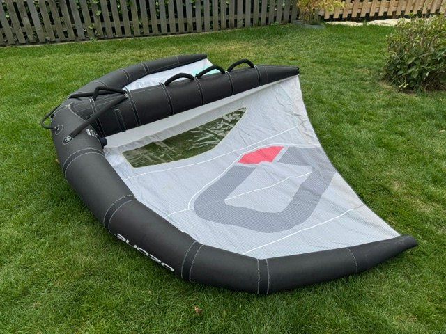 Ozone Surf: Wing Ozone Wasp V2 4.0, gebraucht – D'occasion à Hettiswil par F6hellcat 2
