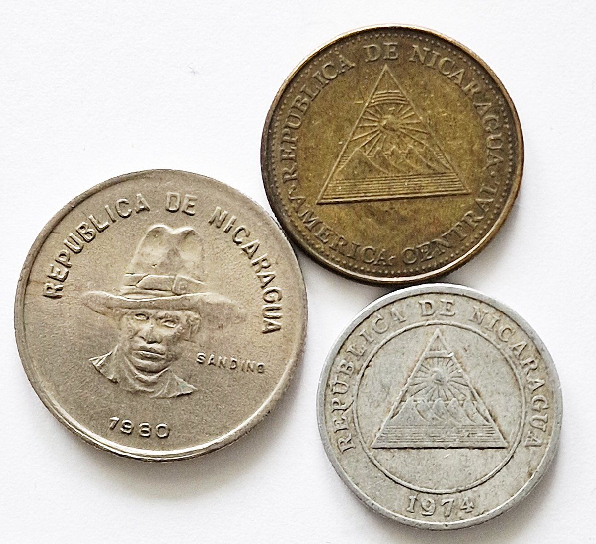 Tutti le monete: 3 x Nicaragua – Usato da Illnau venduto da swisshippo 1
