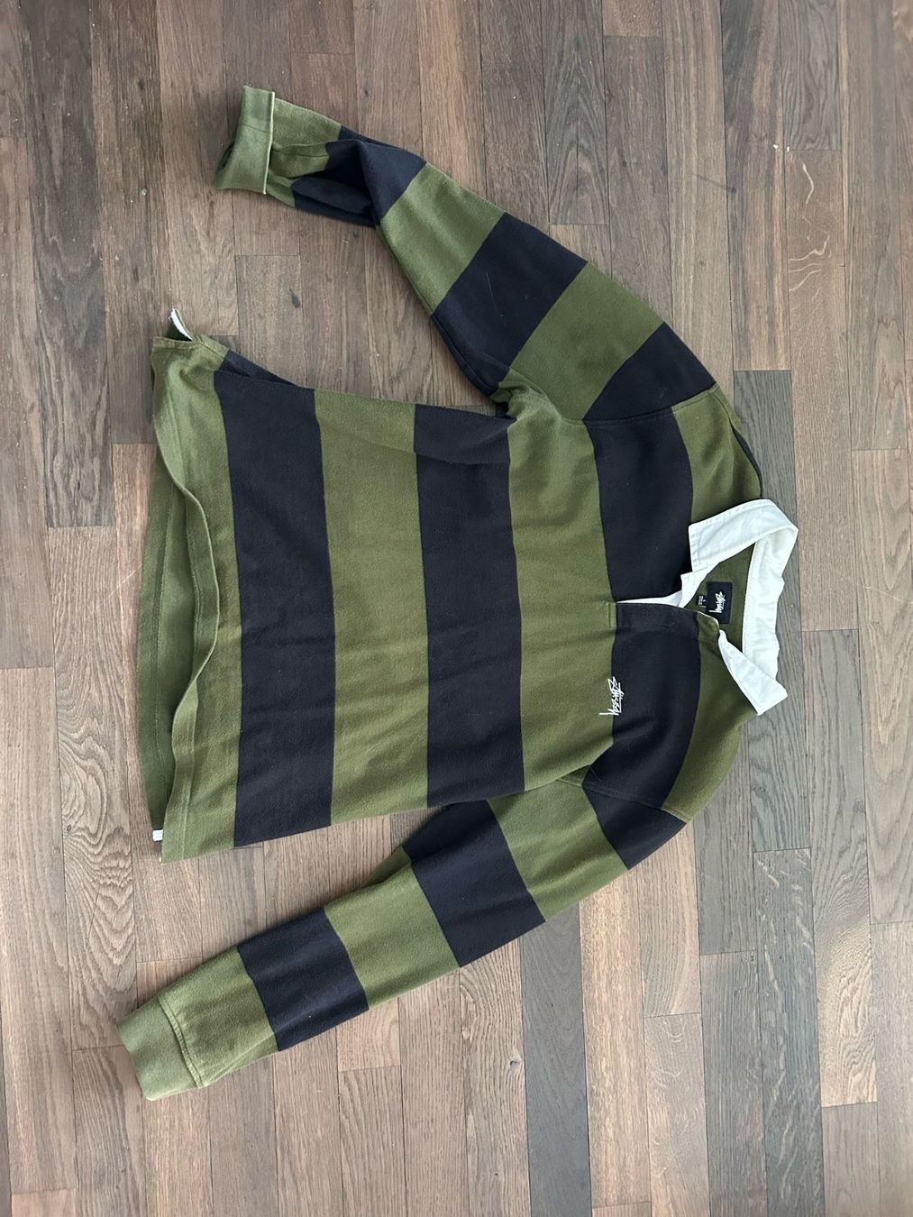 Magliette Polo: L Stüssy Polo Hemd – Usato da Uetliburg SG venduto da len_52hb