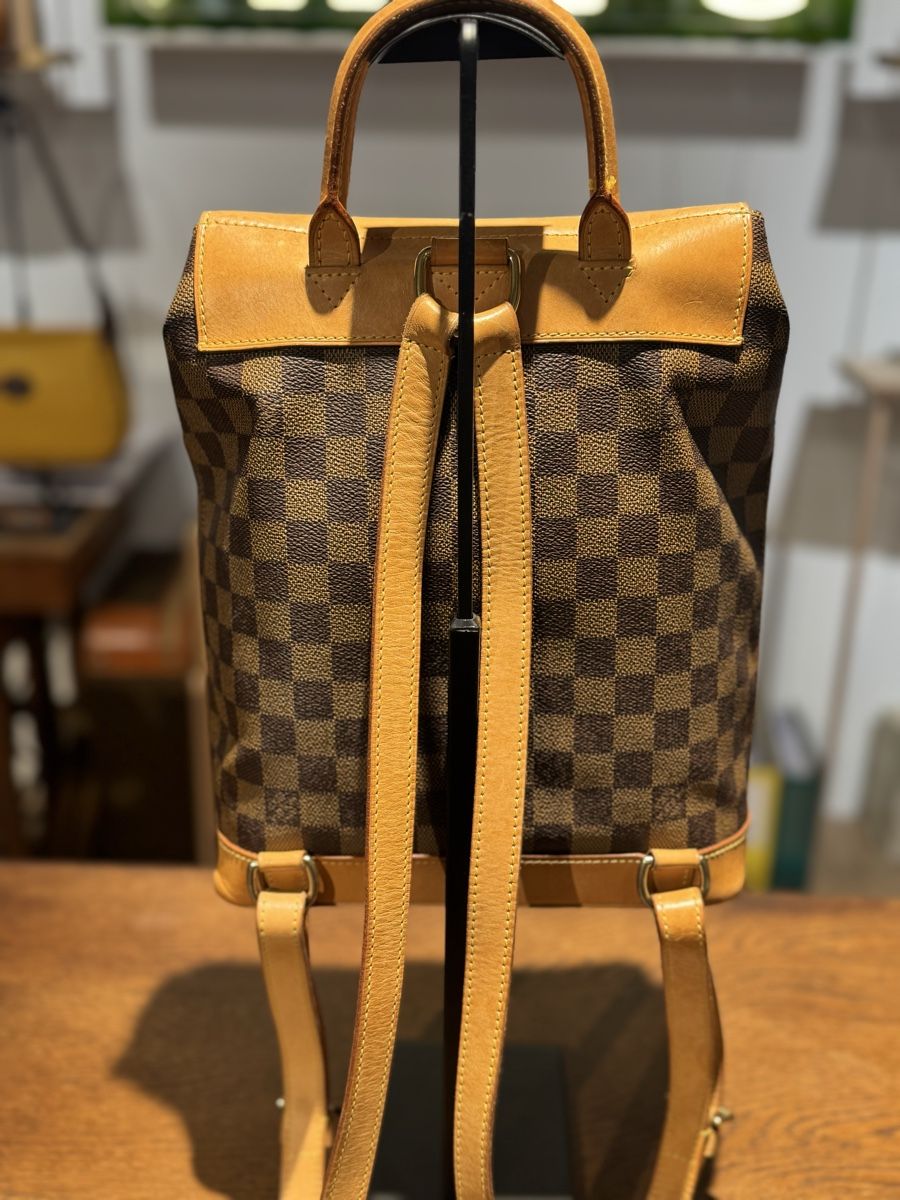 Louis Vuitton Zaini: Louis Vuitton Damier Ébène 100e Anniversaire Arlequin – Usato da Granges-de-Vesin venduto da Assyd 1
