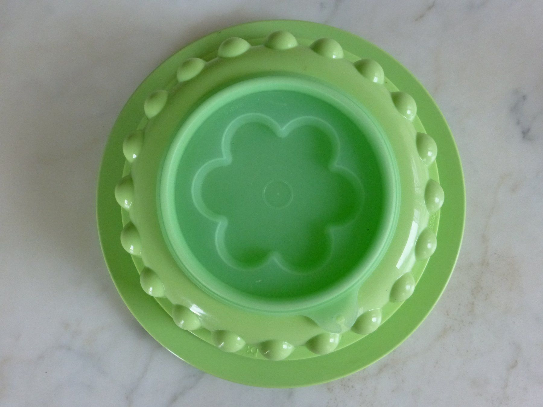 Tupperware Recipients et similaires: Tupperware Puddingform / Grütze mit Einsatz und Deckel – Neuf (Voir description) à Füllinsdorf par Kapellie 4