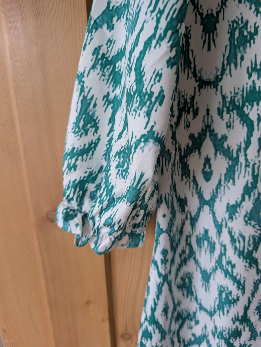 Vestiti: Maxikleid, grün-weiss, Grösse M – Usato da Pfyn venduto da Magra02 3