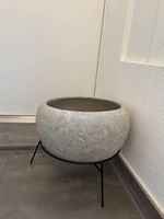 Cache-pot ciment