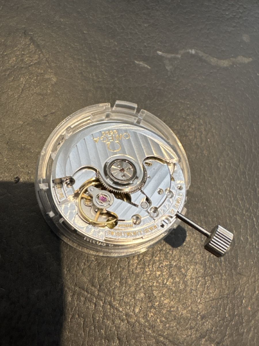 Omega Montres: Omega Cal 2500 NoS – D'occasion à Chavornay par Gold-Gym 1