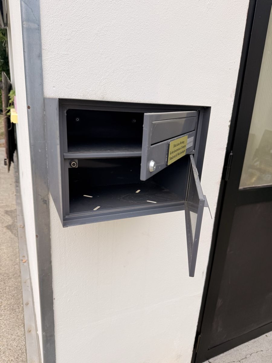 Autres articles pour la maison: Briefkaste  – D'occasion à Dotzigen par White_Warrior 2