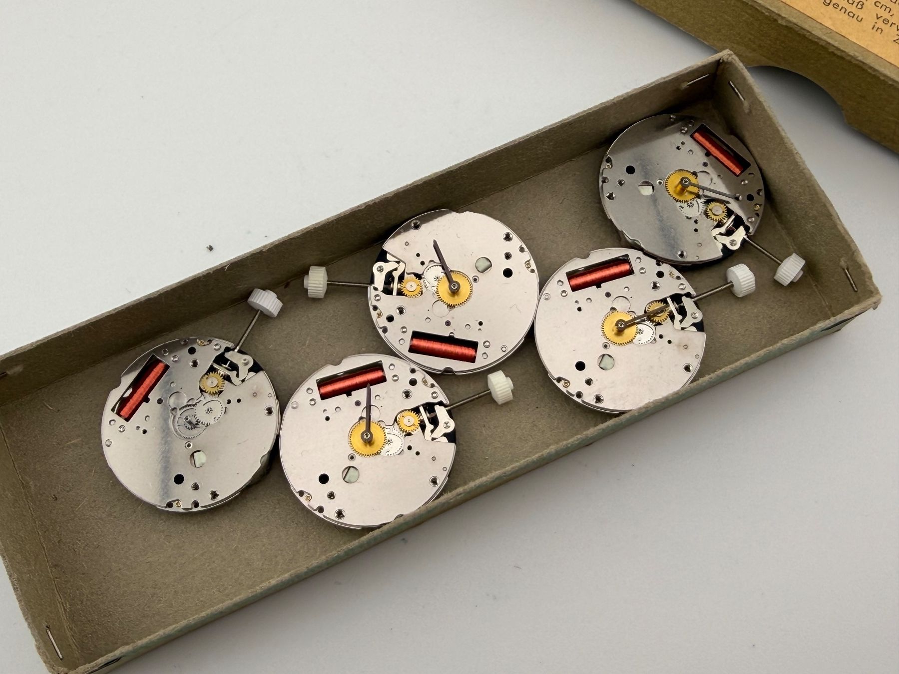 Uhren: Lot de 5 mouvements ISA 1198 – Defekt aus Biel/Bienne von MrP_WatchesBiel