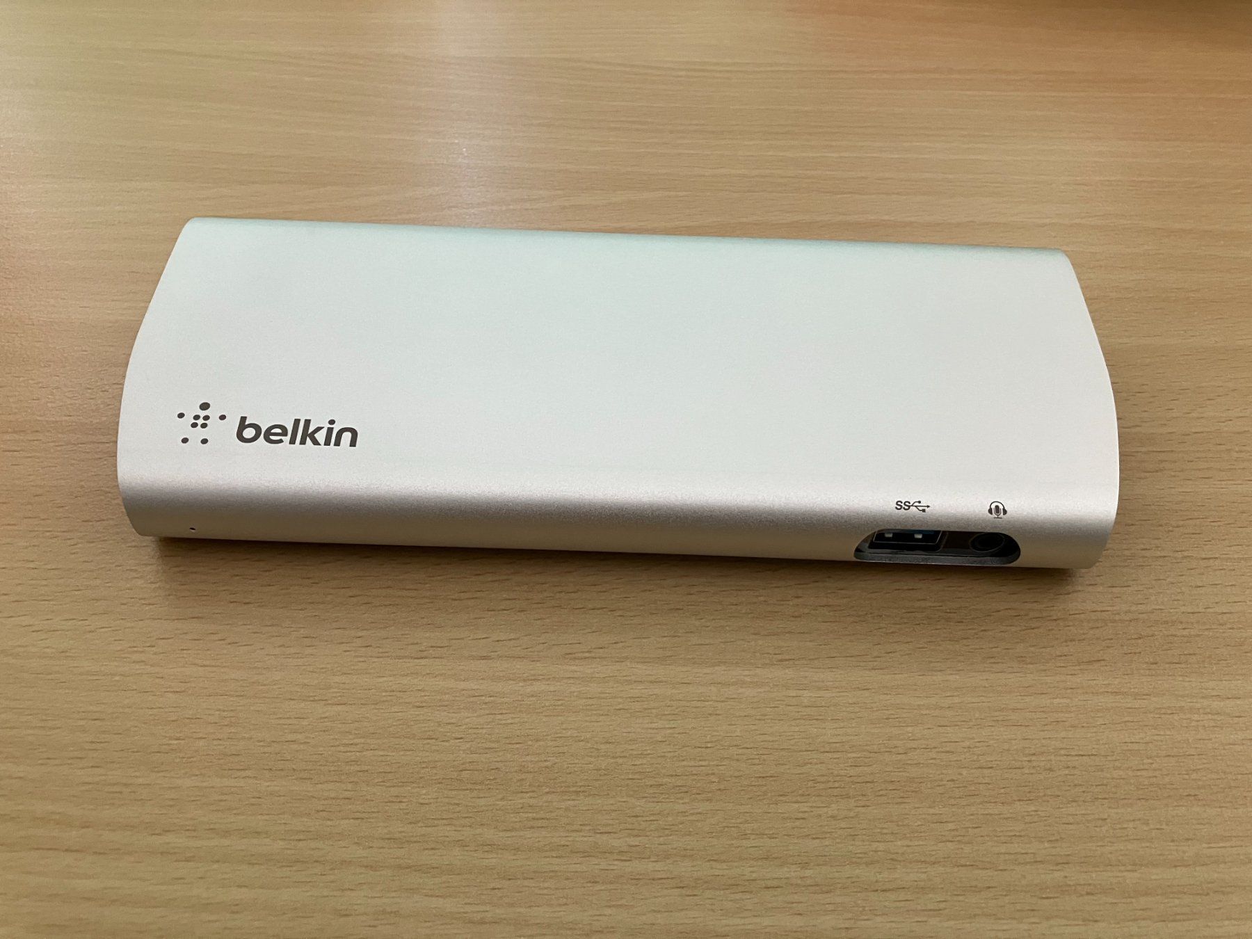 Belkin Docking station: Belkin Thunderbolt™ 2 Express Dock HD mit Kabel – Nuovo (secondo la descrizione) da Sursee venduto da Hstrings