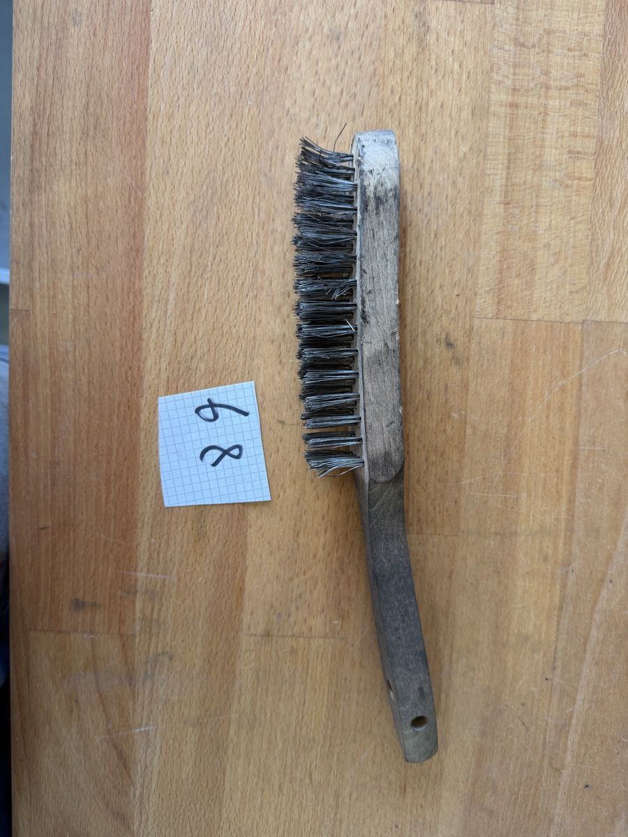 Tutti gli attrezzi: Drahtbürste Technocraft Holzgriff gebraucht Artikel 89 – Usato da Beckenried venduto da chef3945 1