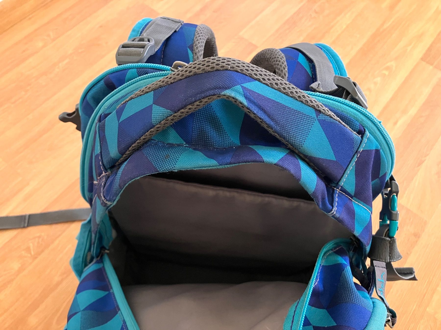 Satch Rucksäcke: Satch Schulrucksack türkis+blau – Gebraucht aus Winterthur von Risdo 6