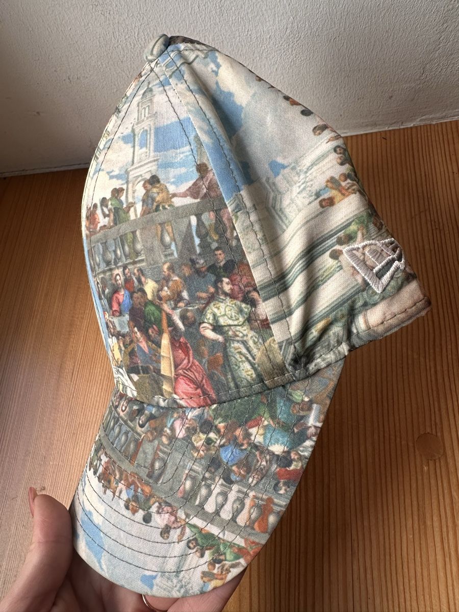 New Era Copricapi, berretti & cappellini: New Era Cap - Louvre Edition  – Usato da Rorbas venduto da ComfySofa 1