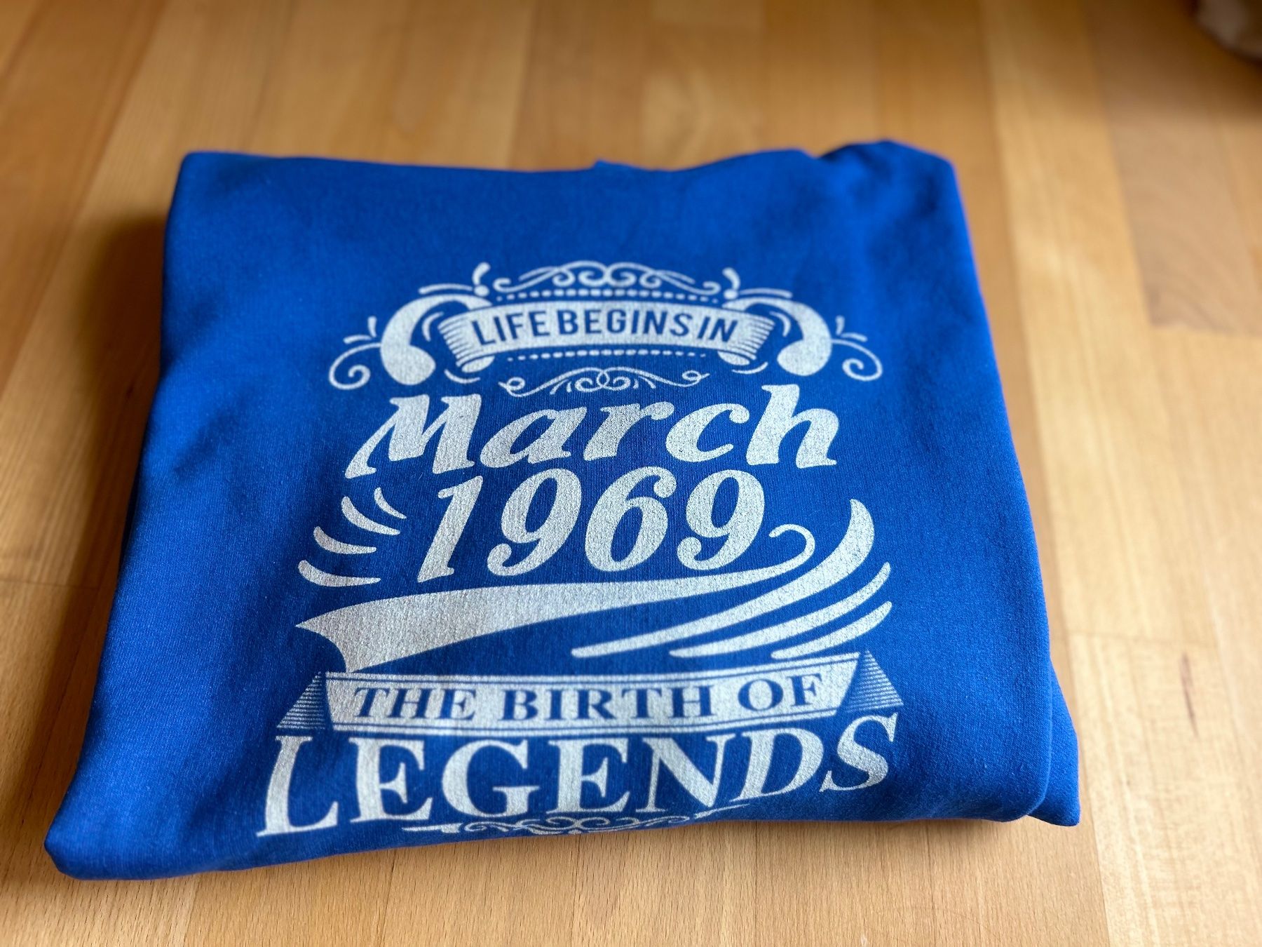 Maglioni & Felpe: Hoodie: "Born in March 1969 Legends" Gr. L Pullover – Usato da Neftenbach venduto da Boska_1969 4