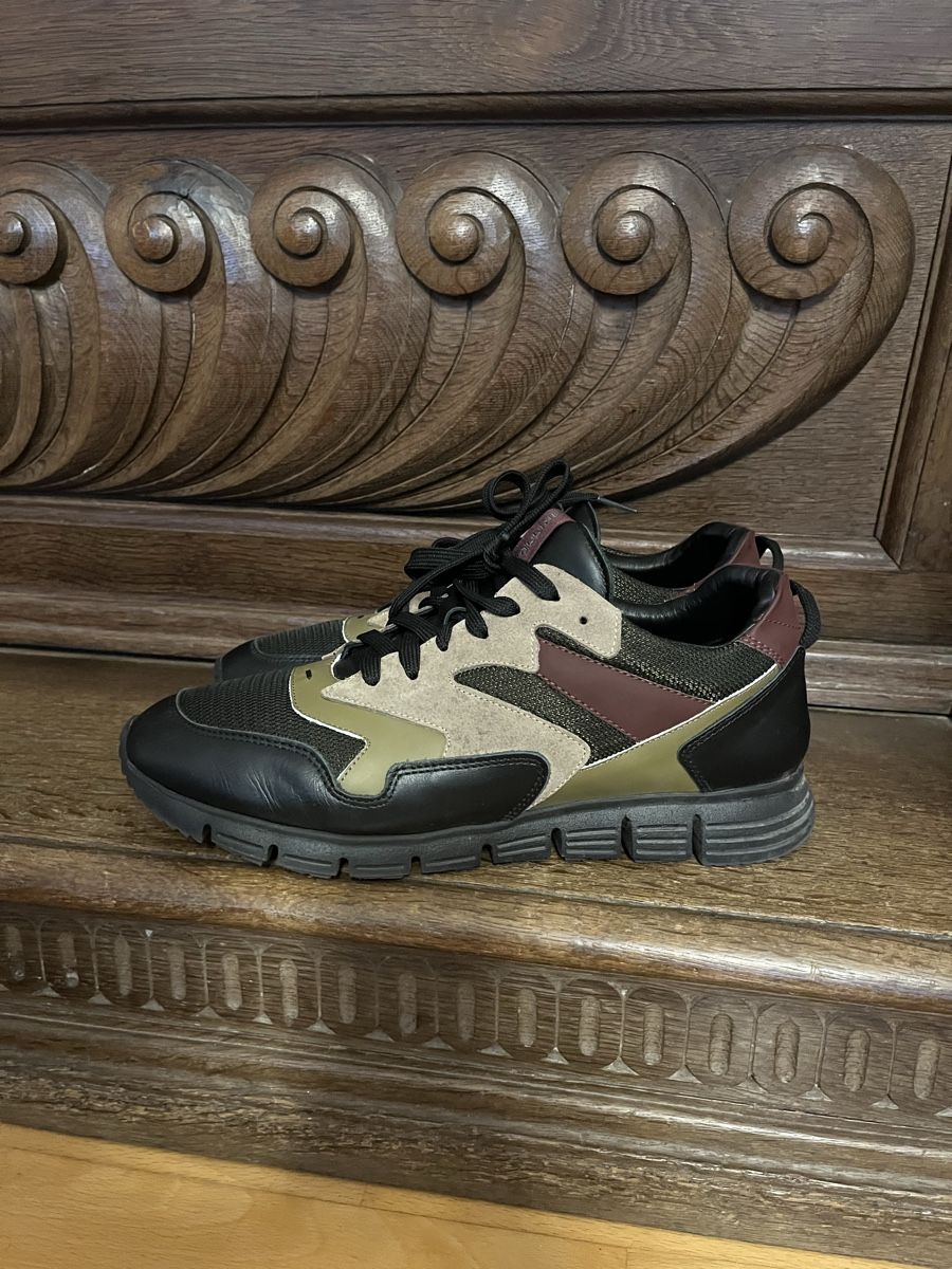 Scarpe da uomo: Pollini Sneakers Gr 44/43 Leder – Usato da Uetikon am See venduto da erz13 1
