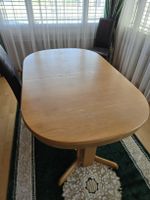 Ausziehtisch Holz  oval ausziehbar Zustand gut