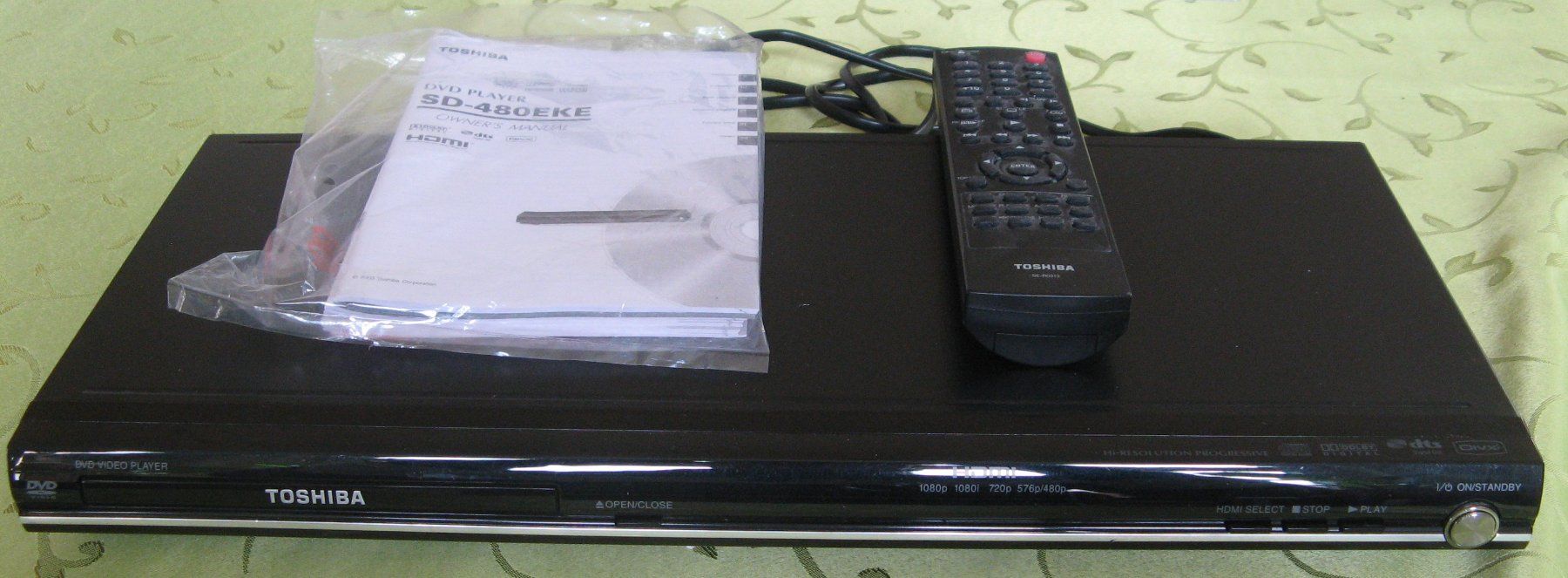 Toshiba Registratori: DVD-Recorder Toshiba SD-480 EKE – Usato da Frauenfeld venduto da Interessent1 1