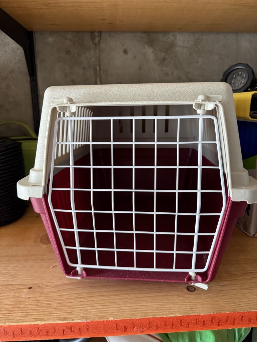Käfige, Transport & Sicherheit: Cage de transport  – Gebraucht aus St-Pierre-Clages von loc_8vtz