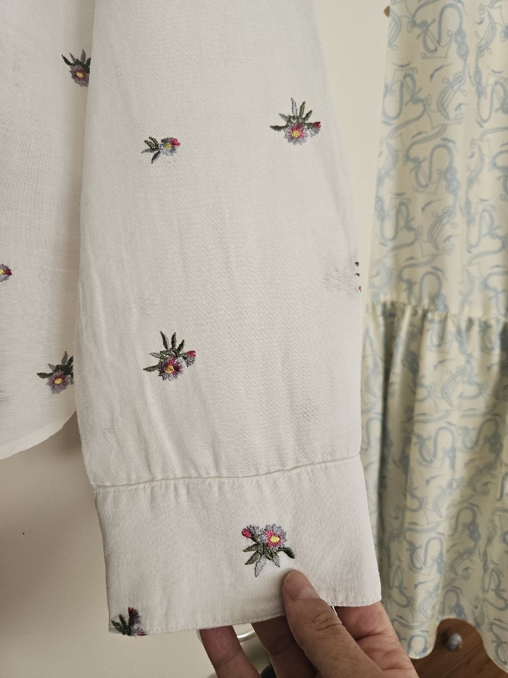 Camicette: chemise gerard darel – Nuovo (secondo la descrizione) da Chêne-Bourg venduto da gab_7cg8 2