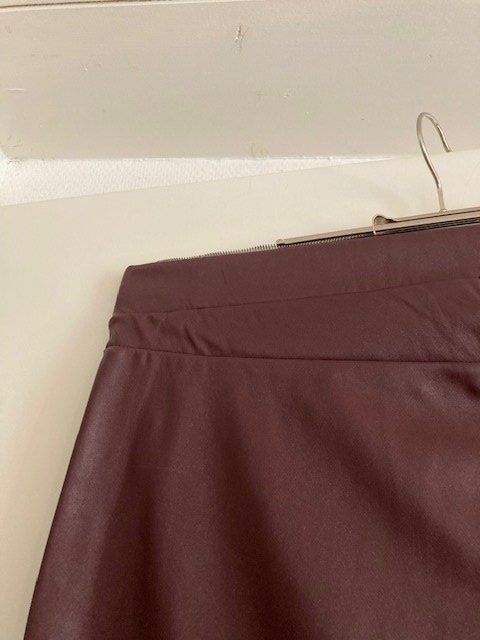 Max Mara Leggings: Leggins Max Mara – Neuf (Voir description) à Malters par Boxer18 2