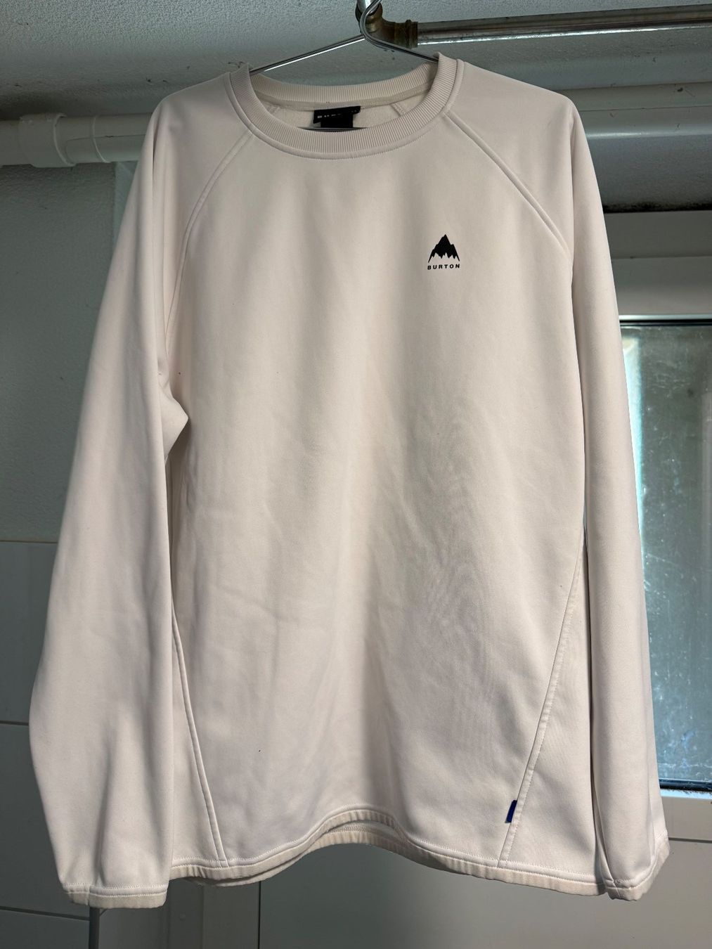 Burton Pullover & Sweatshirts: Burton Snowboardpullover – Gebraucht aus Biel/Bienne von rebl_style