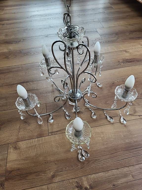 Lustres & lampes de plafonds: Dimmbarer Kronleuchter mit variablen Lichtmodi  - stilvoll – D'occasion à Thierachern par centovalente