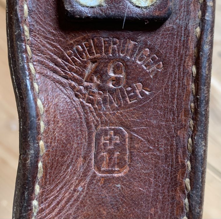 5 Lederetui zu Schiessbecher K31 der CH Armee 6