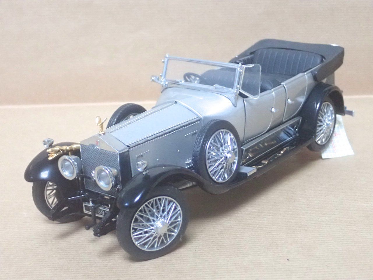 Franklin Mint Modellautos: Rolls Royce Silver Ghost Tourer 1925 - Franklin Mint - 1/24 – Neu und originalverpackt aus Winterthur von 602ccm